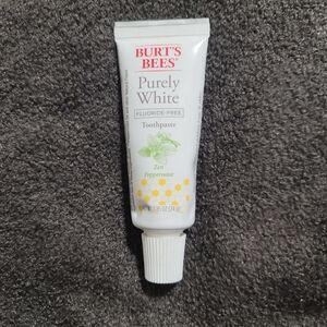 Burts Bees Purely White Toothpaste‎ Fluoride Free Mint .85oz New Sealed Travel